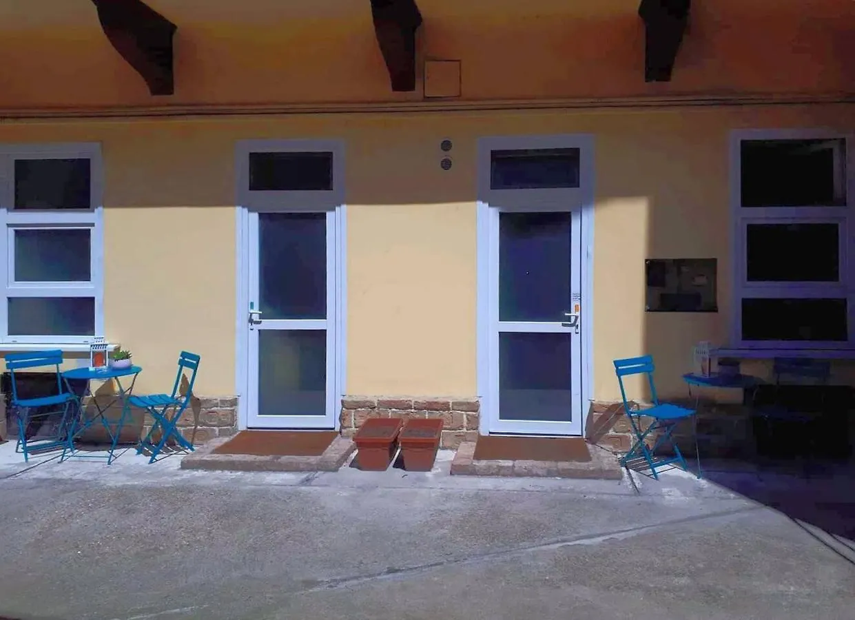 Modern Stylish 2 Bedroom Holiday Apartment Budapest 0*,  Hungary