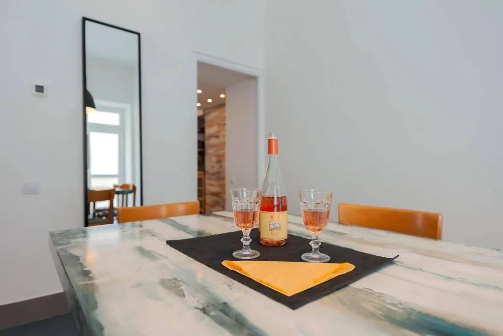 Modern Stylish 2 Bedroom Holiday Apartment Budapest 0*,  Ungarn